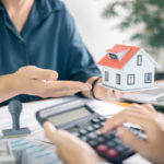 Comment une agence immobilière à Lyon vérifie la conformité d’un bien avant de le proposer