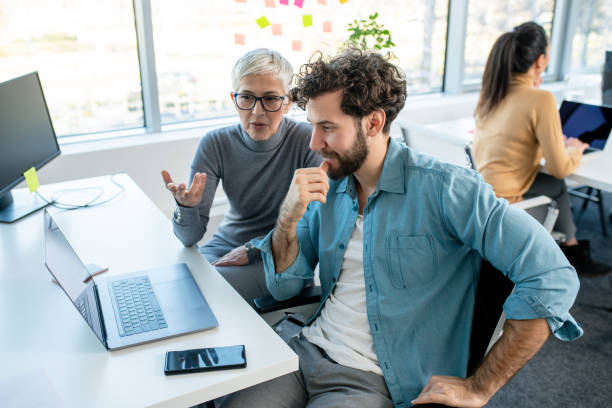 Pour réussir dans ce domaine, faire appel à une agence spécialisée en Contenu Réseaux Sociaux Paris est un choix stratégique.