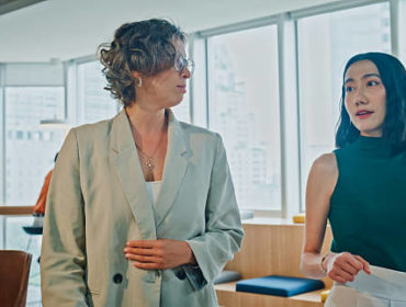 La stratégie de communication Lyon doit être pensée comme un levier de croissance durable plutôt que comme une simple campagne