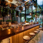 Quels sont les meilleurs bars pour découvrir la mixologie dans un bar à cocktails à Lyon ?