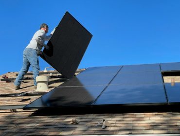 Nettoyage de panneaux solaires à Genève