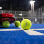 Combien de temps faut-il prévoir pour une construction court de padel complète ?