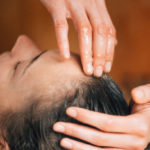 Un hair spa à Lyon peut-il aider quand le cuir chevelu démange souvent ?